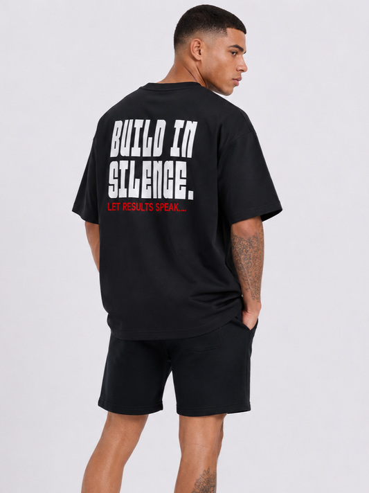 BUILD IN SILENCE OVERSIZED T-SHIRT
