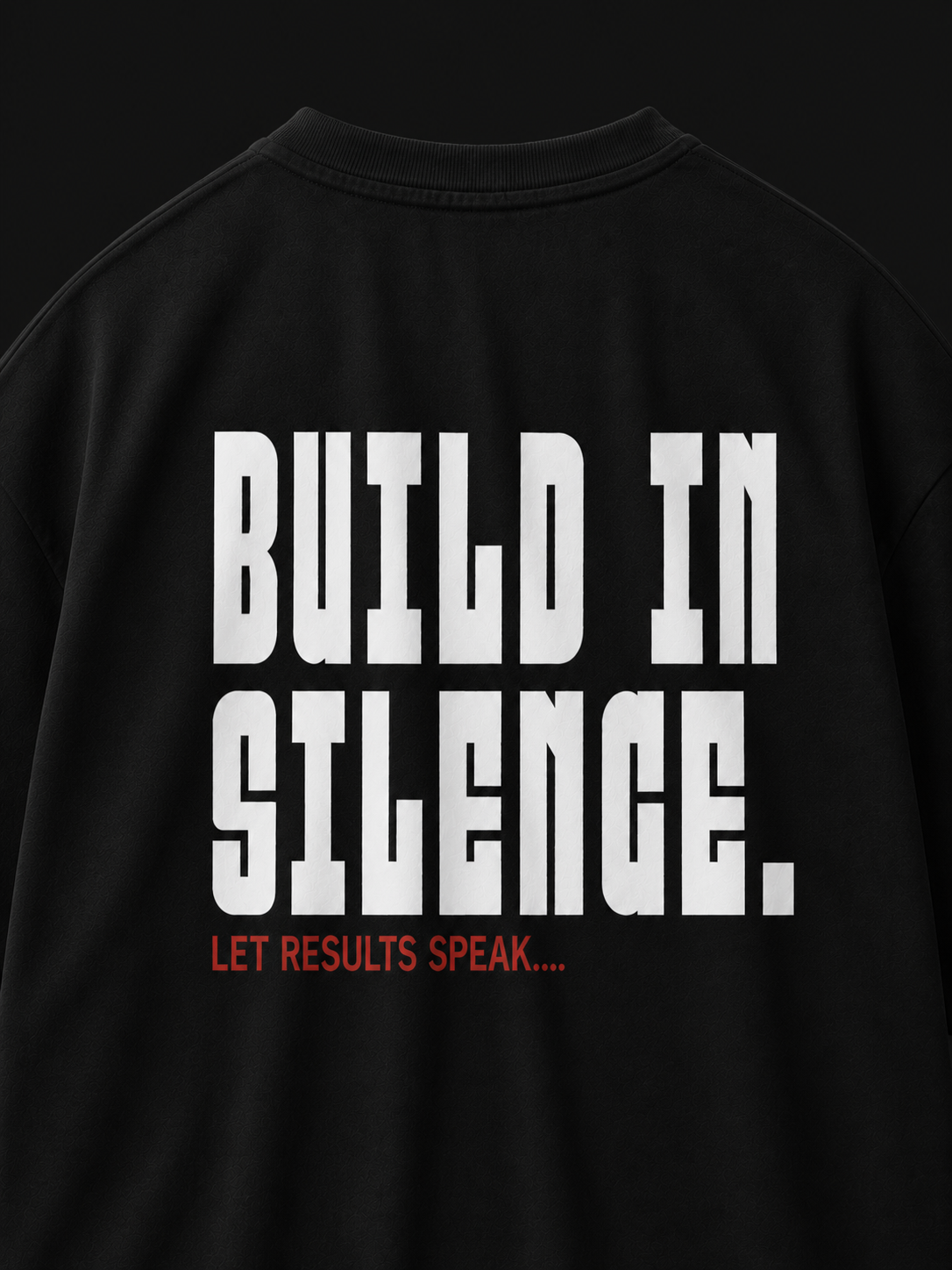 BUILD IN SILENCE OVERSIZED T-SHIRT