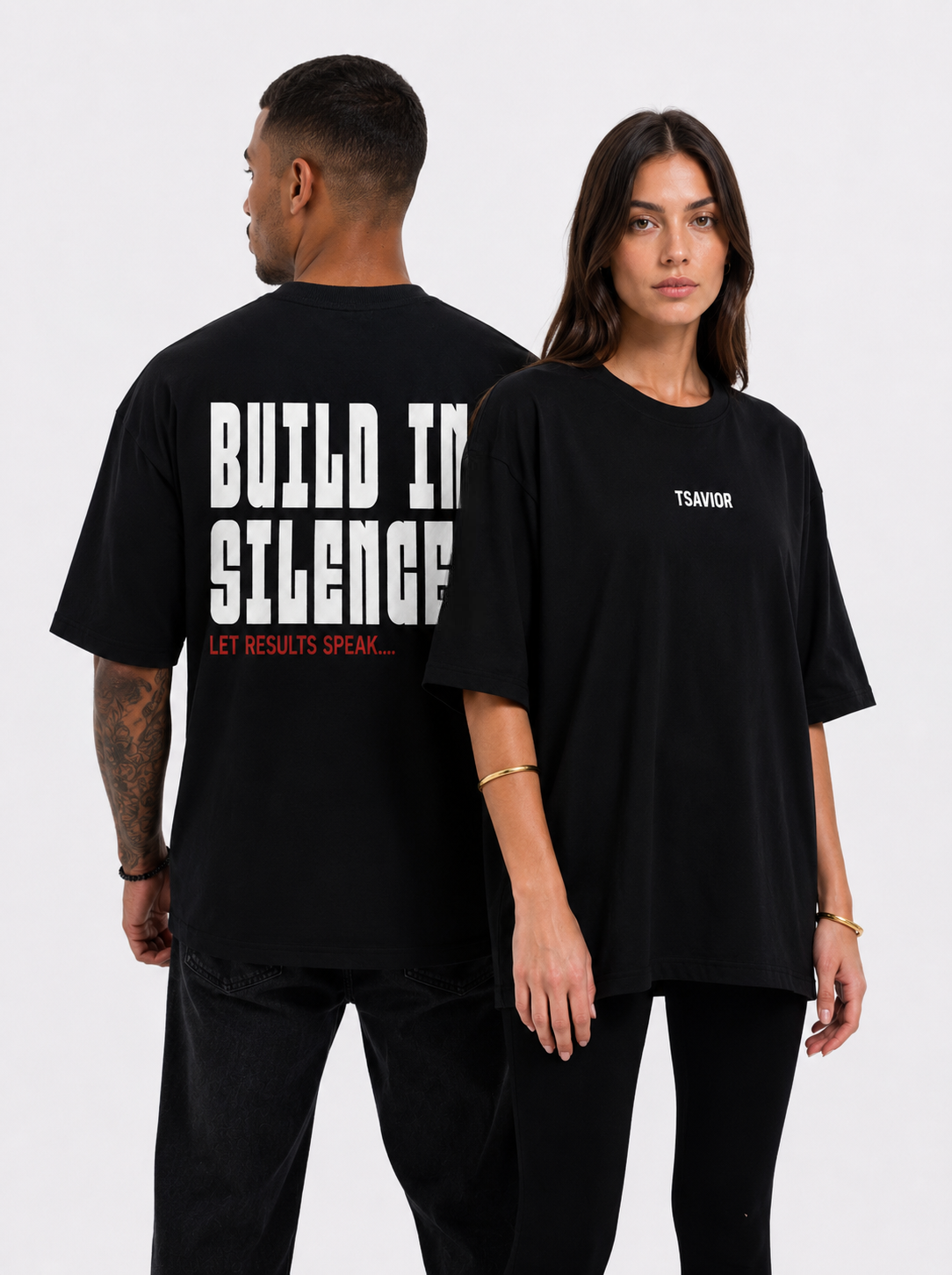 BUILD IN SILENCE OVERSIZED T-SHIRT