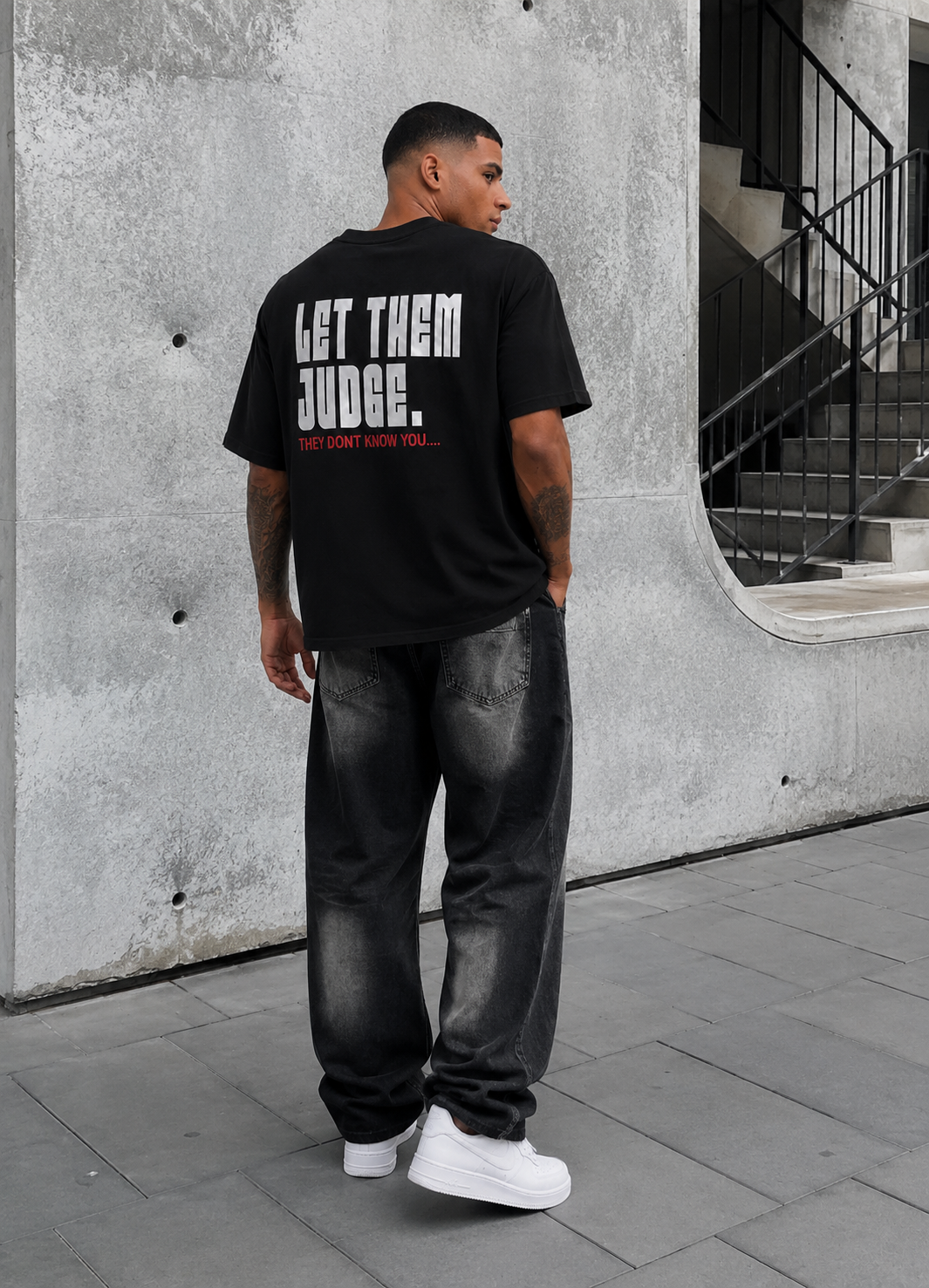 LET THEM JUDGE OVERSIZED T-SHIRT